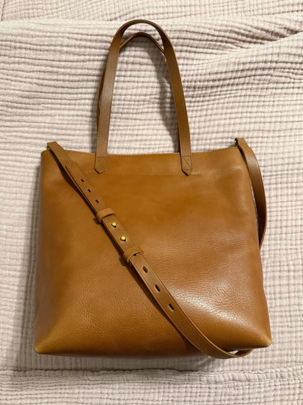 Madewell Zip-Top Medium Transport Leather Tote with Adjustable Strap- Like New - Picture 8 of 16